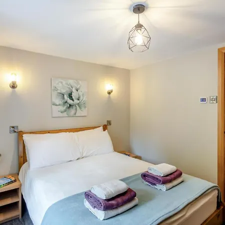6 Bed In Near Settle Oc-ds102 Tosside