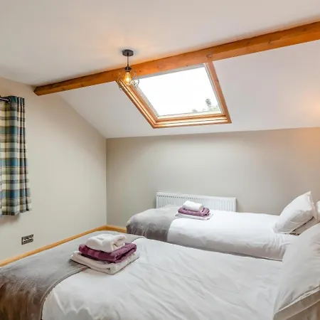 Holiday home 6 Bed In Near Settle Oc-ds102 *