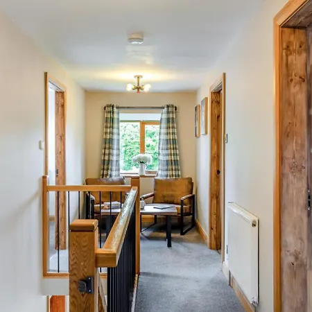 Holiday home 6 Bed In Near Settle Oc-ds102 Tosside