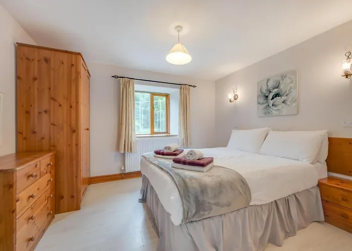 6 Bed In Near Settle Oc-ds102 * Tosside