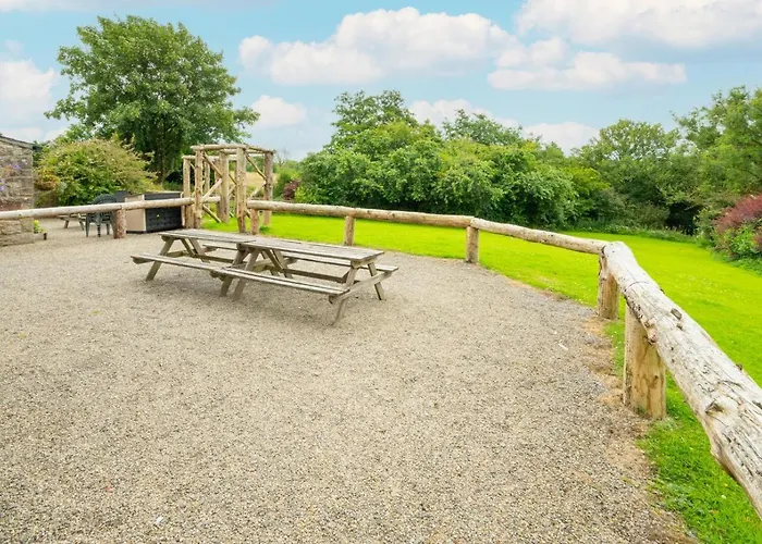 6 Bed In Near Settle Oc-ds102 Tosside