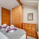 6 Bed In Near Settle Oc-ds102 Tosside